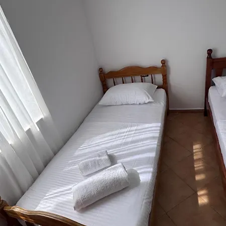 Gega Kici 3* Velipojë