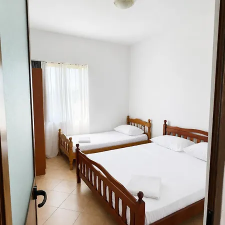 Gega Kici 3* Velipojë