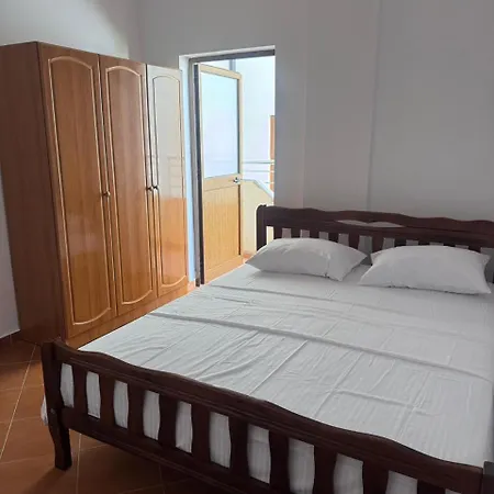 Gega Kici Hotell 3*