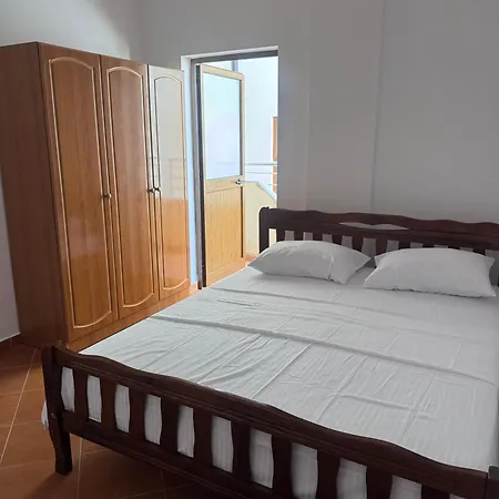 Gega Kici 3* Velipojë